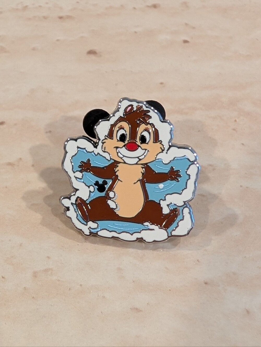 Disneyland 2026 Hidden Disney Wave A Mystery Holiday Pin - Dale Winter Snow